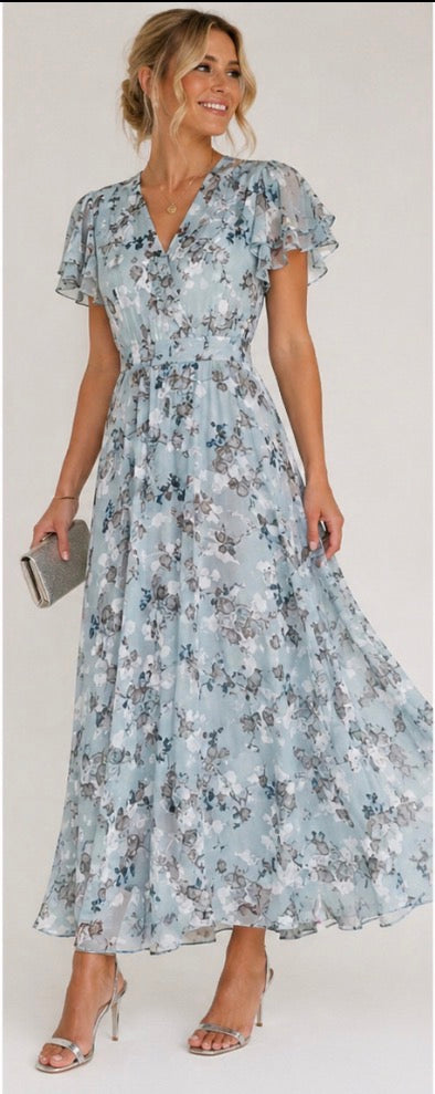 Ellis & Johnson™ | Glamorous Dress with Tummy Coverage