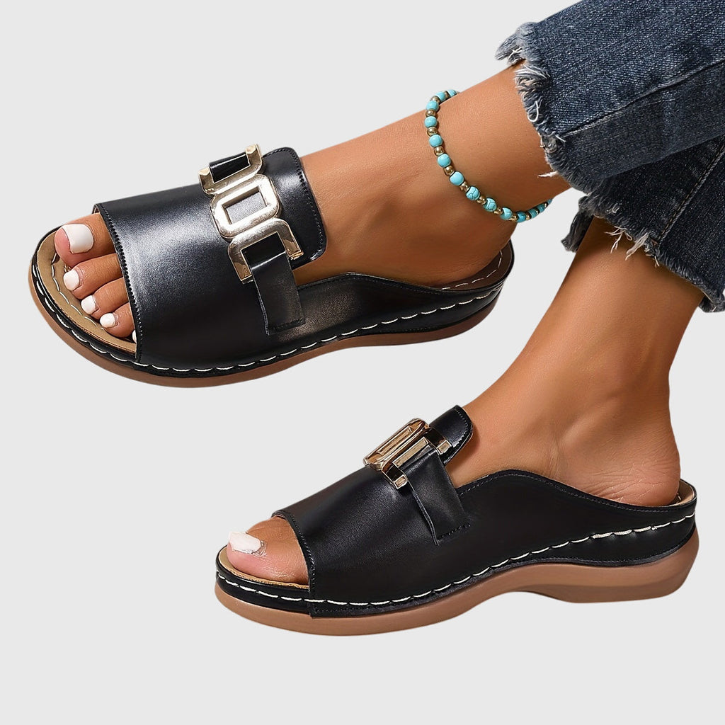Philomena | Comfy Buckle Sandals