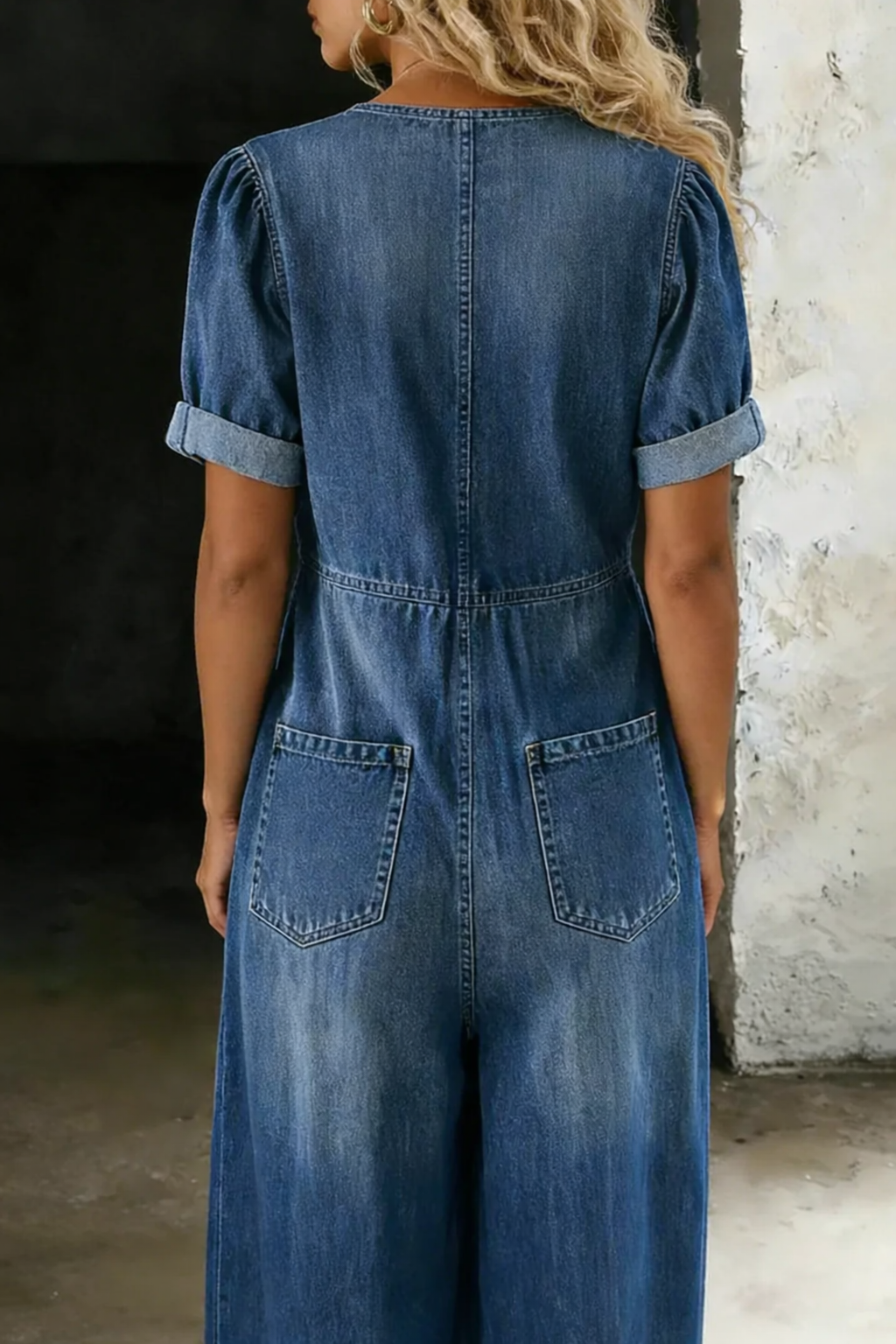 Lizzie | V-neck Jumpsuit with Short Sleeves