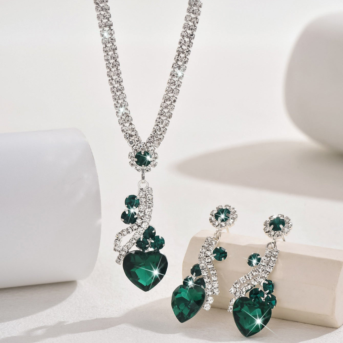 PREMIUM ZIRCONIA JEWELLERY SET