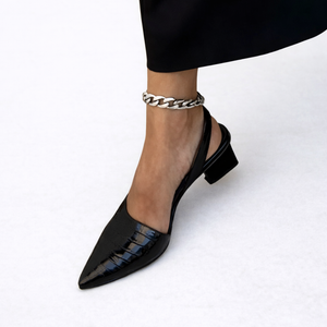 Black (nearly out of stock)