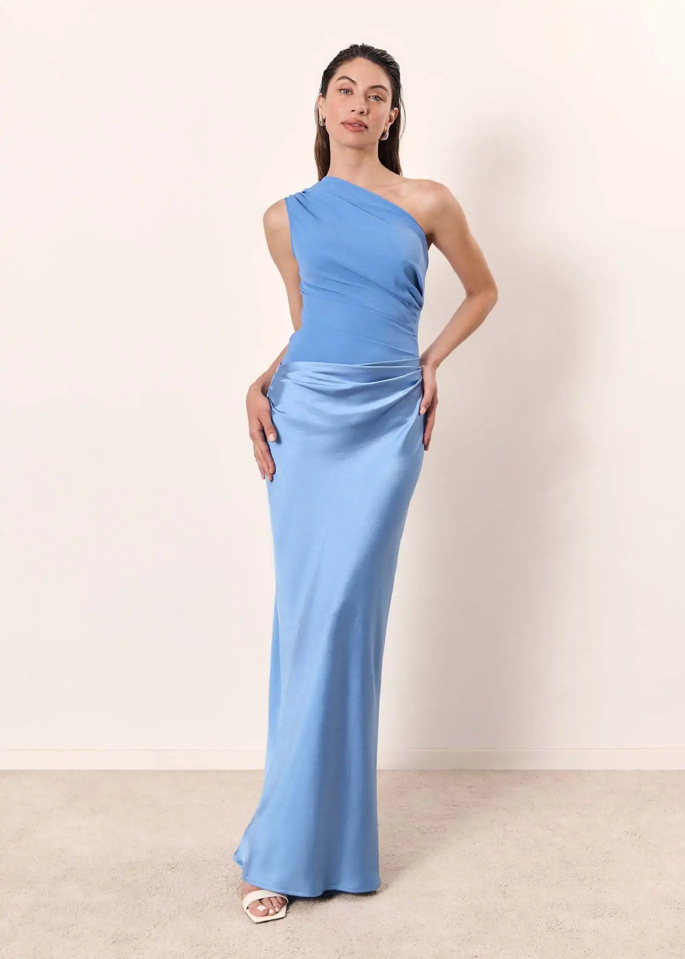 Ellis & Johnson™ | Maxi Dress with a Guilt in Satin